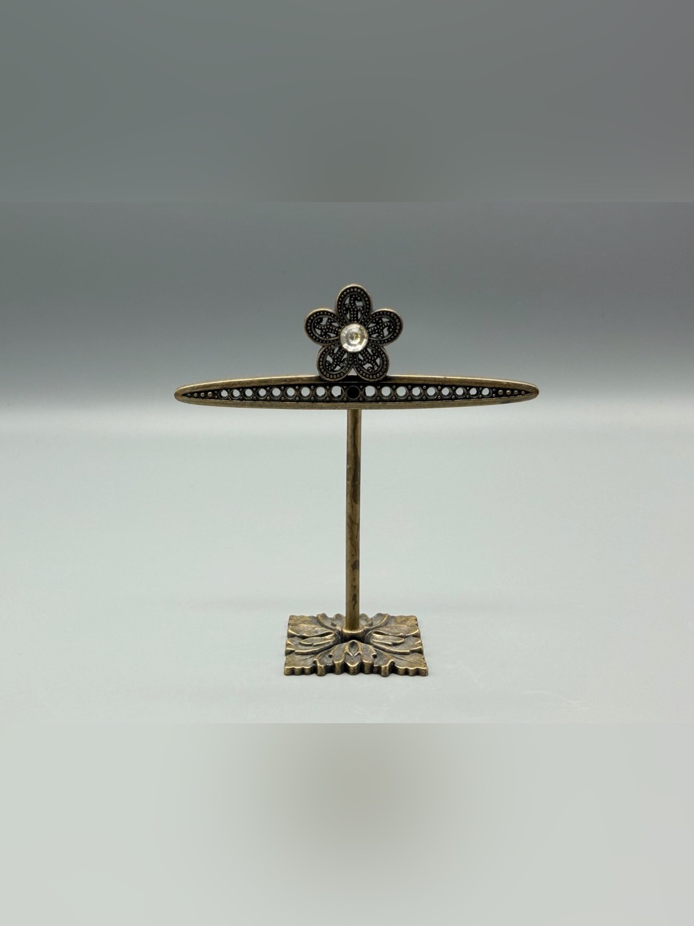 Vintage Brass Ornate Flower Earring Stand Organizer 1990s, 8 pairs, EUC